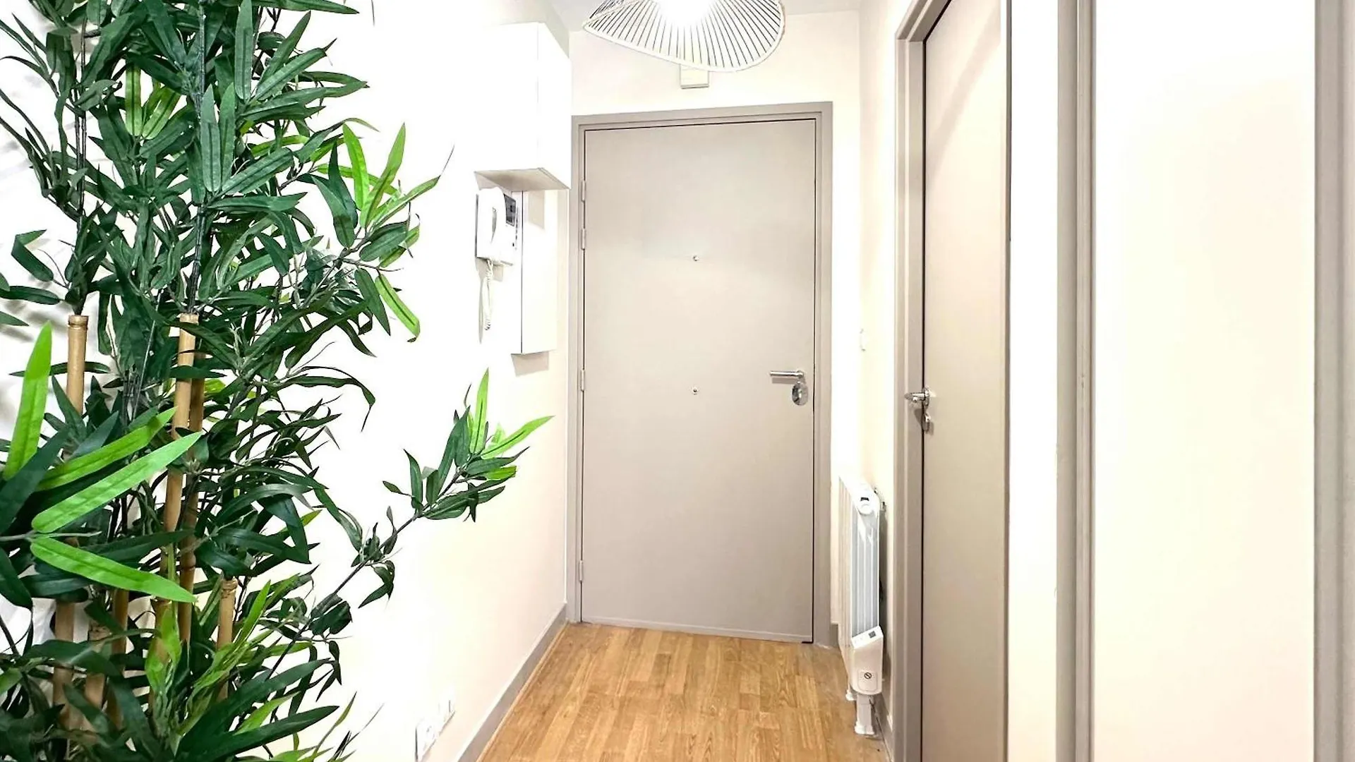 Studio With Terrace In Porte De Versailles Paris