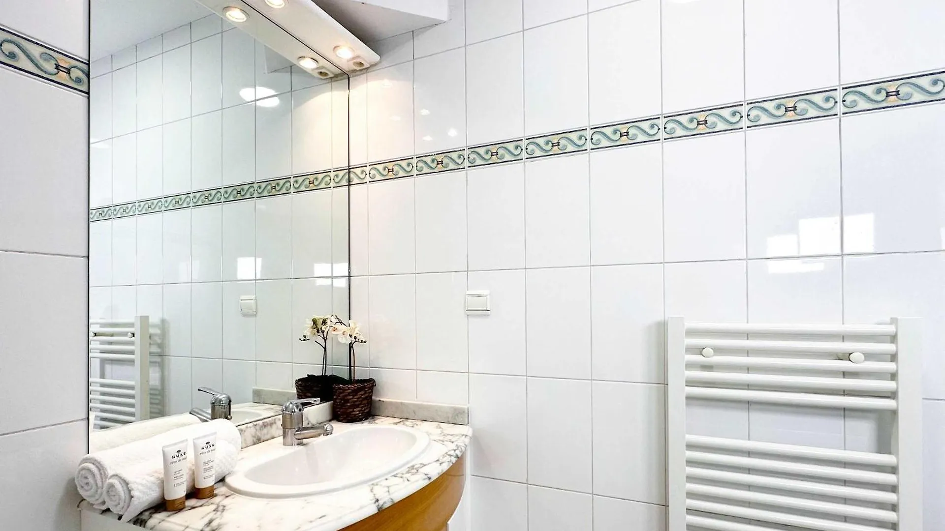 Studio With Terrace In Porte De Versailles Paris Apartment